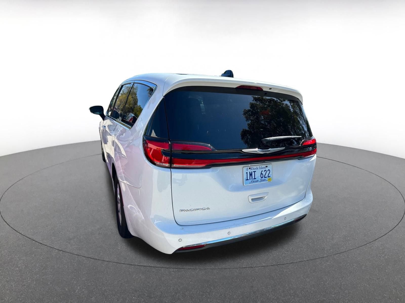Thumbnail: 2023 Chrysler Pacifica - 5