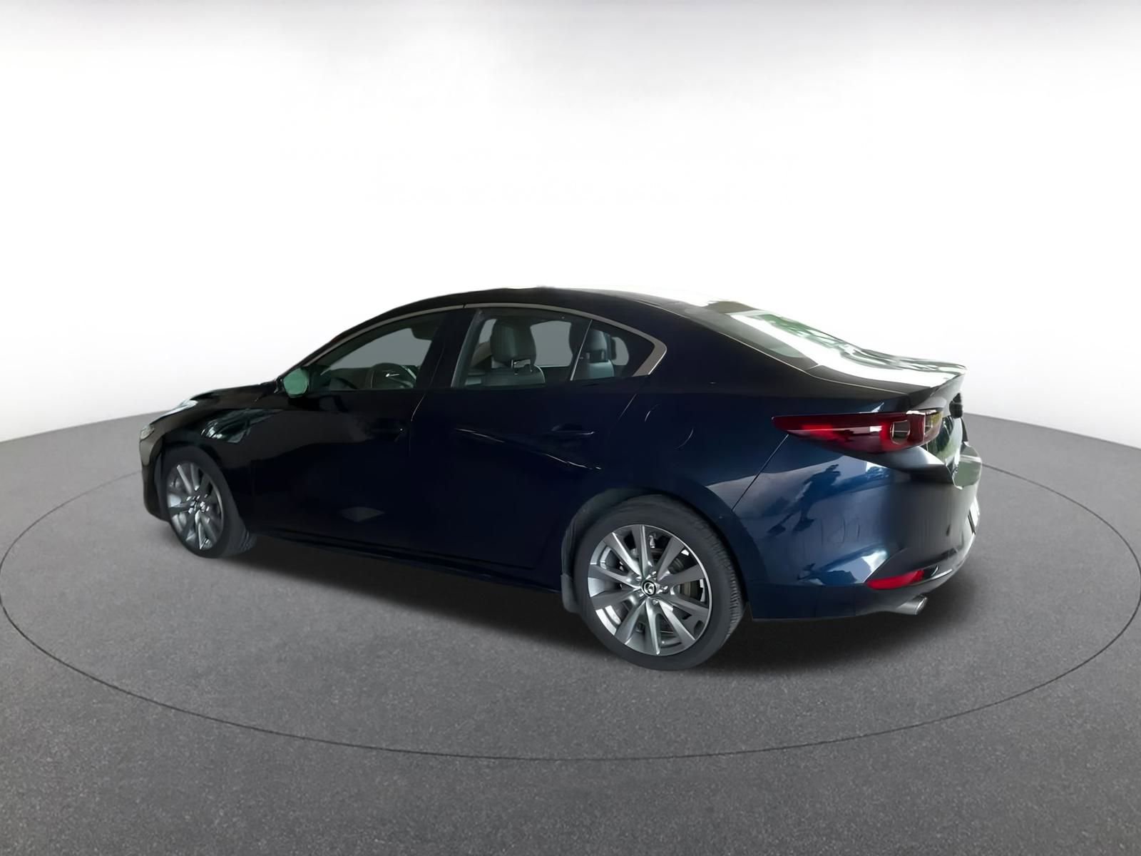 Thumbnail: 2025 Mazda Mazda3 - 10