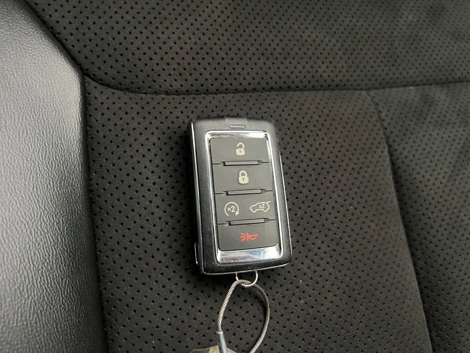 Thumbnail: 2023 Jeep Grand Cherokee - 18