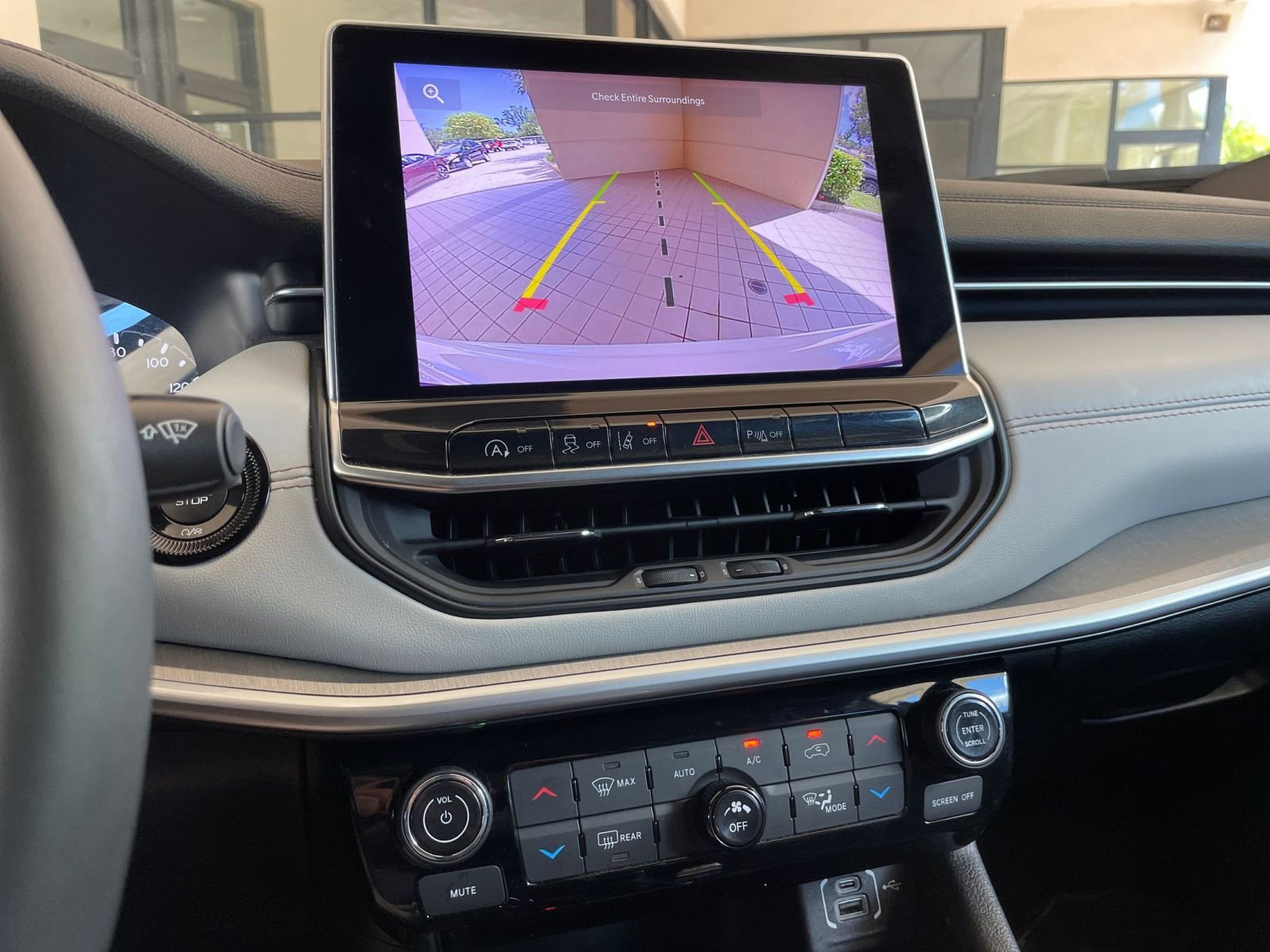 Thumbnail: 2025 Jeep Compass - 18