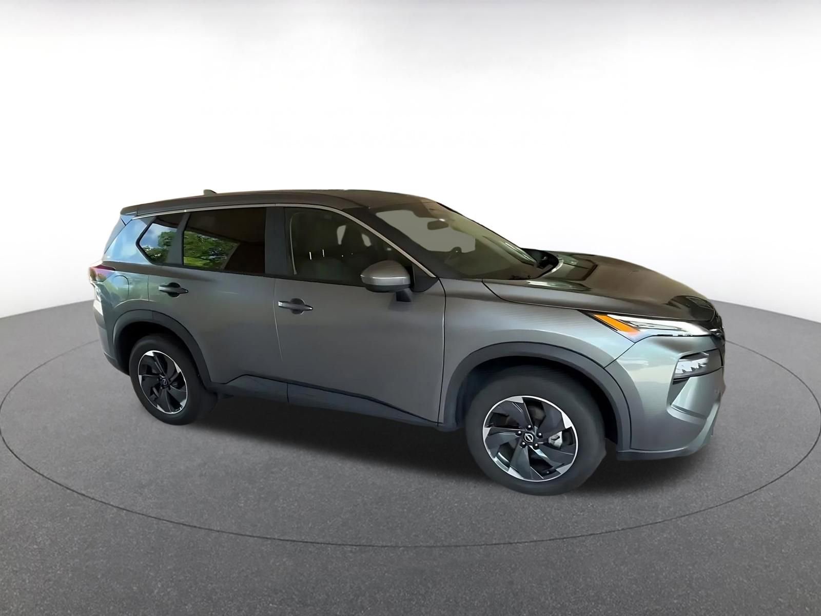 Thumbnail: 2025 Nissan Rogue - 2