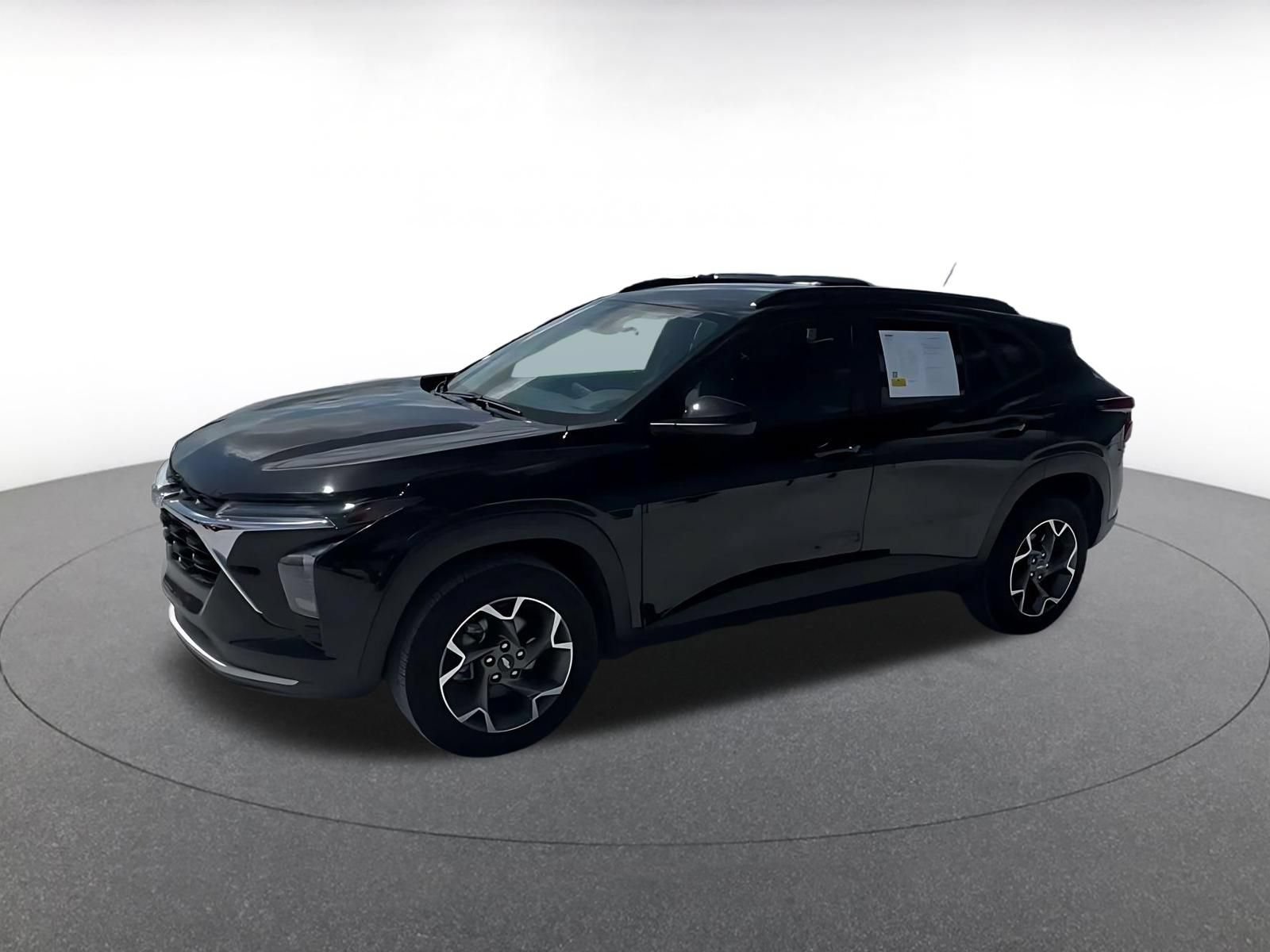 Thumbnail: 2025 Chevrolet Trax - 6