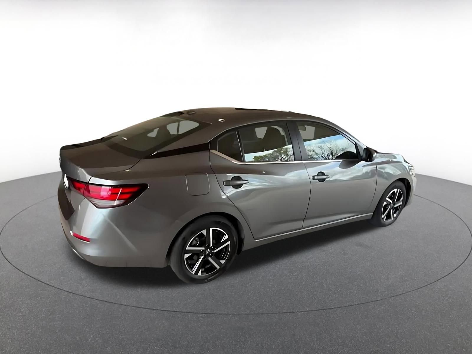 Thumbnail: 2025 Nissan Sentra - 12