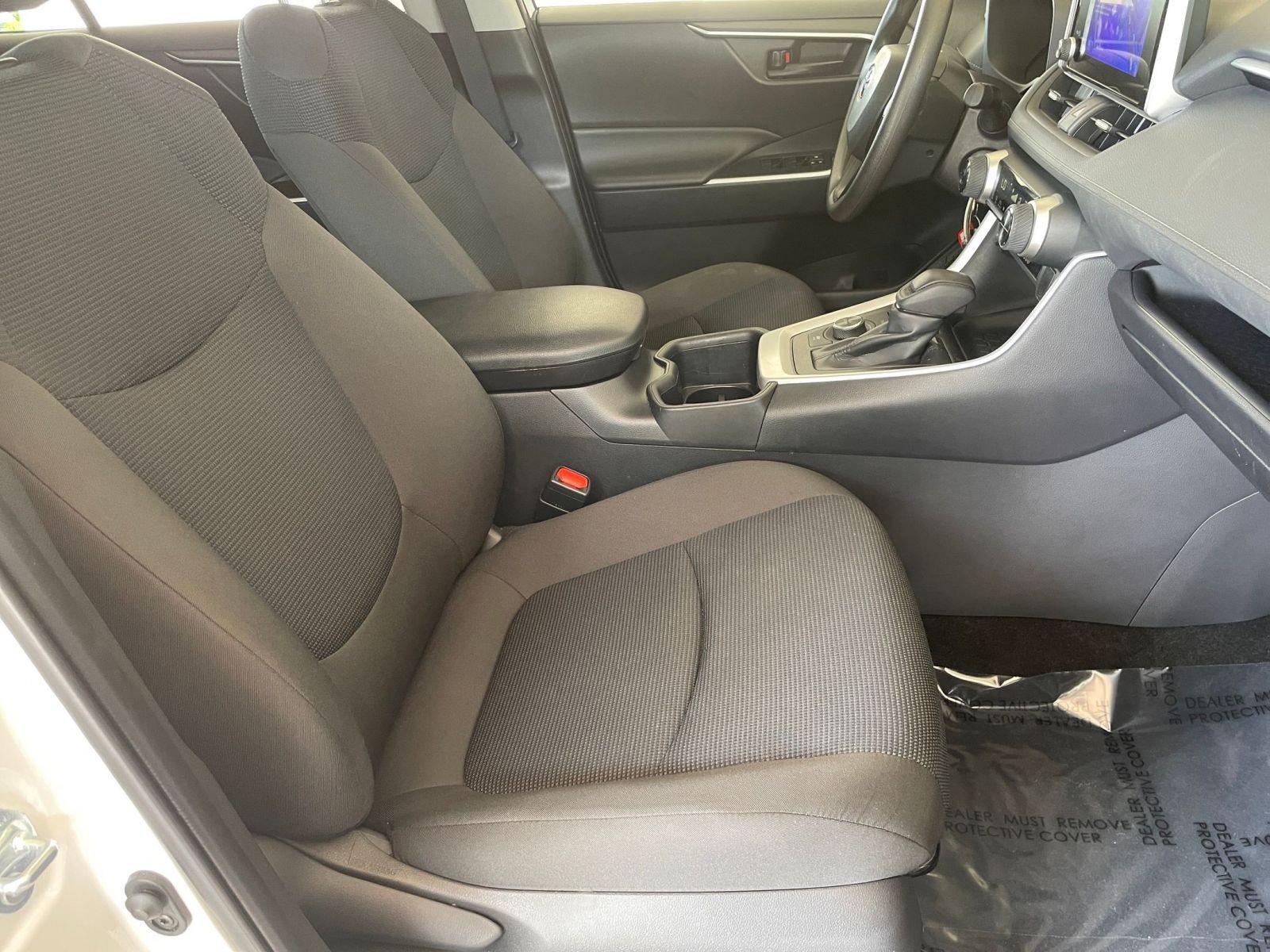 Thumbnail: 2025 Toyota RAV4 - 34