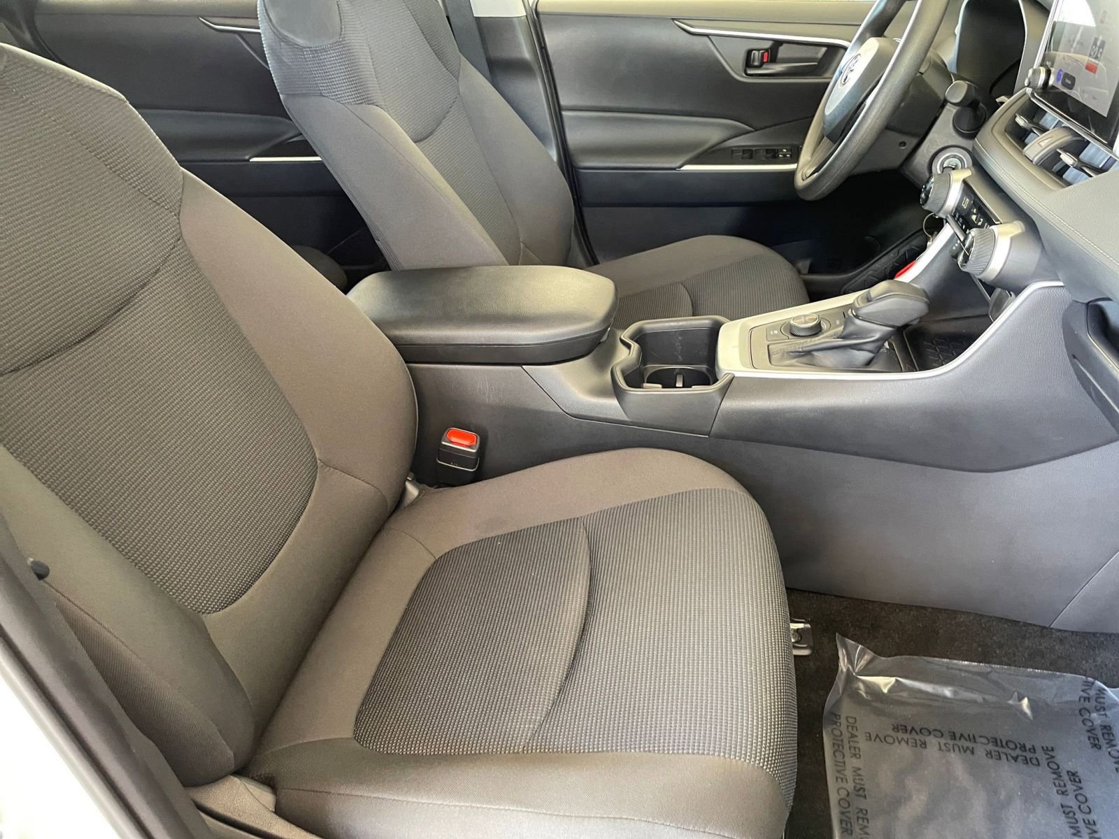 Thumbnail: 2025 Toyota RAV4 - 34