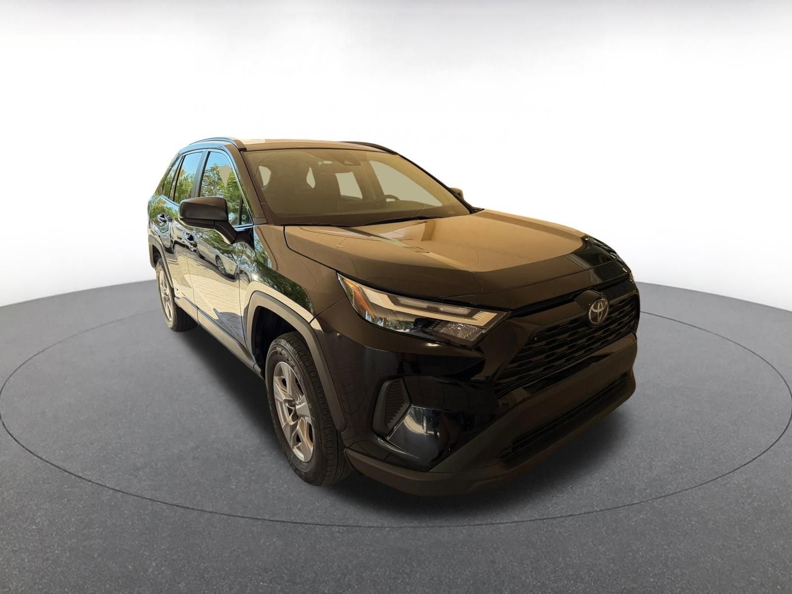 Thumbnail: 2025 Toyota RAV4 - 1