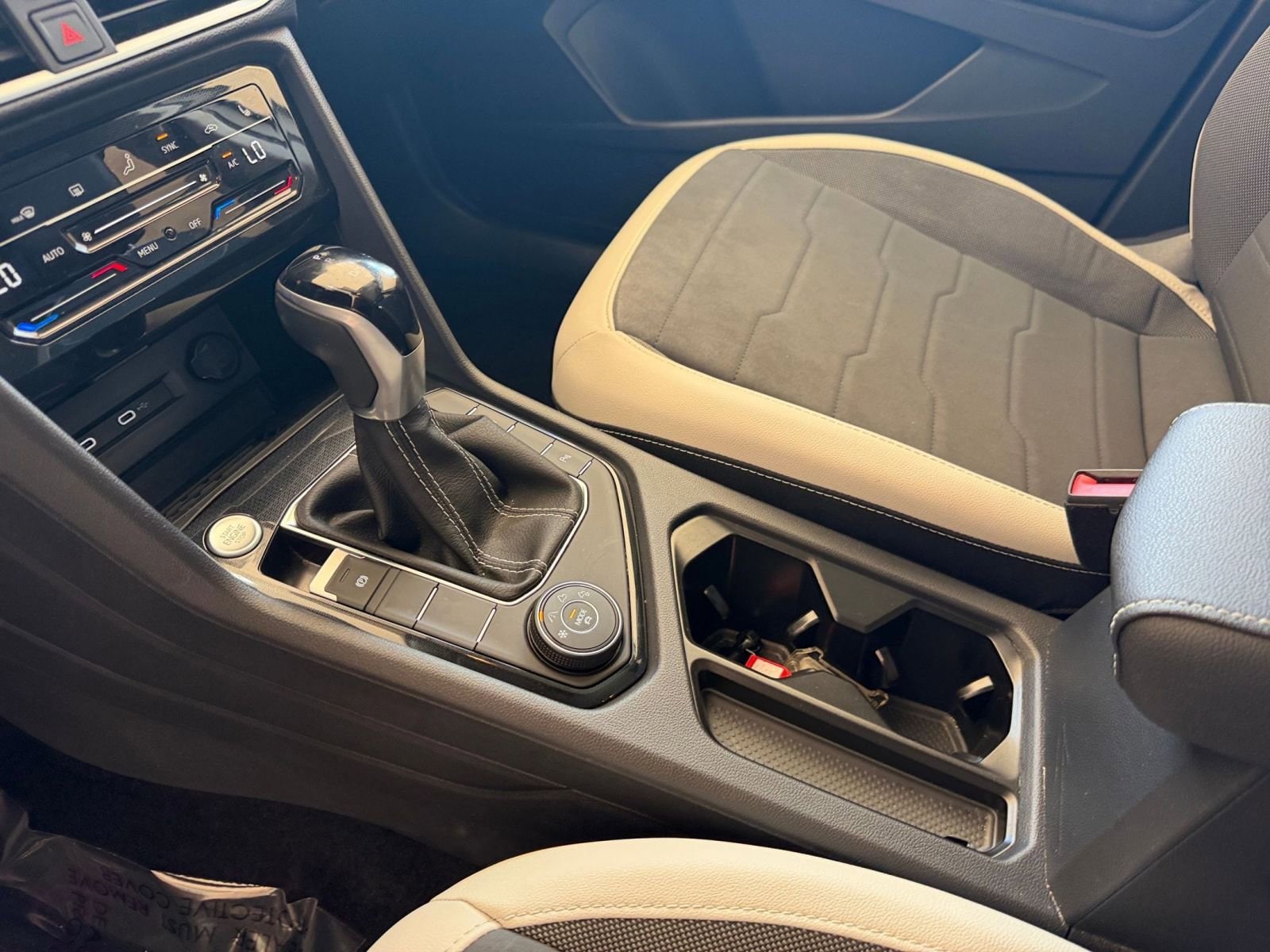 Thumbnail: 2025 Volkswagen Taos - 35