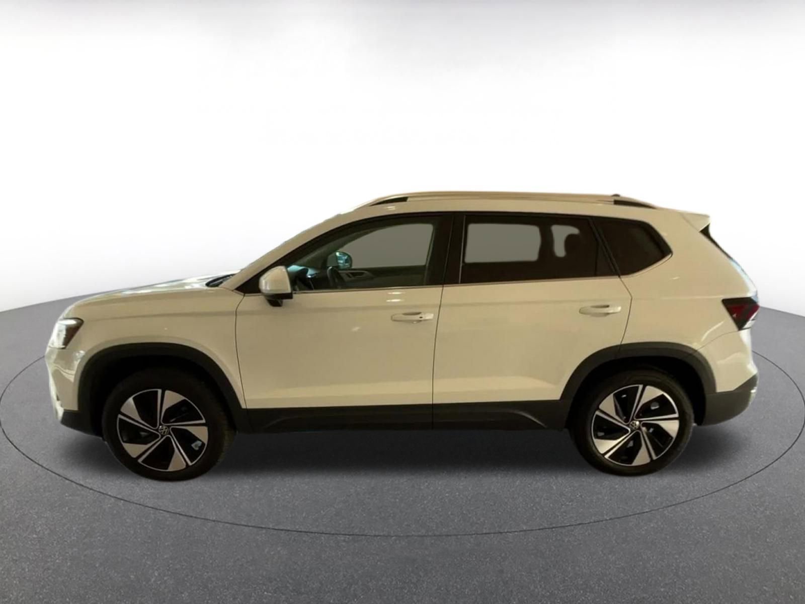 Thumbnail: 2025 Volkswagen Taos - 9