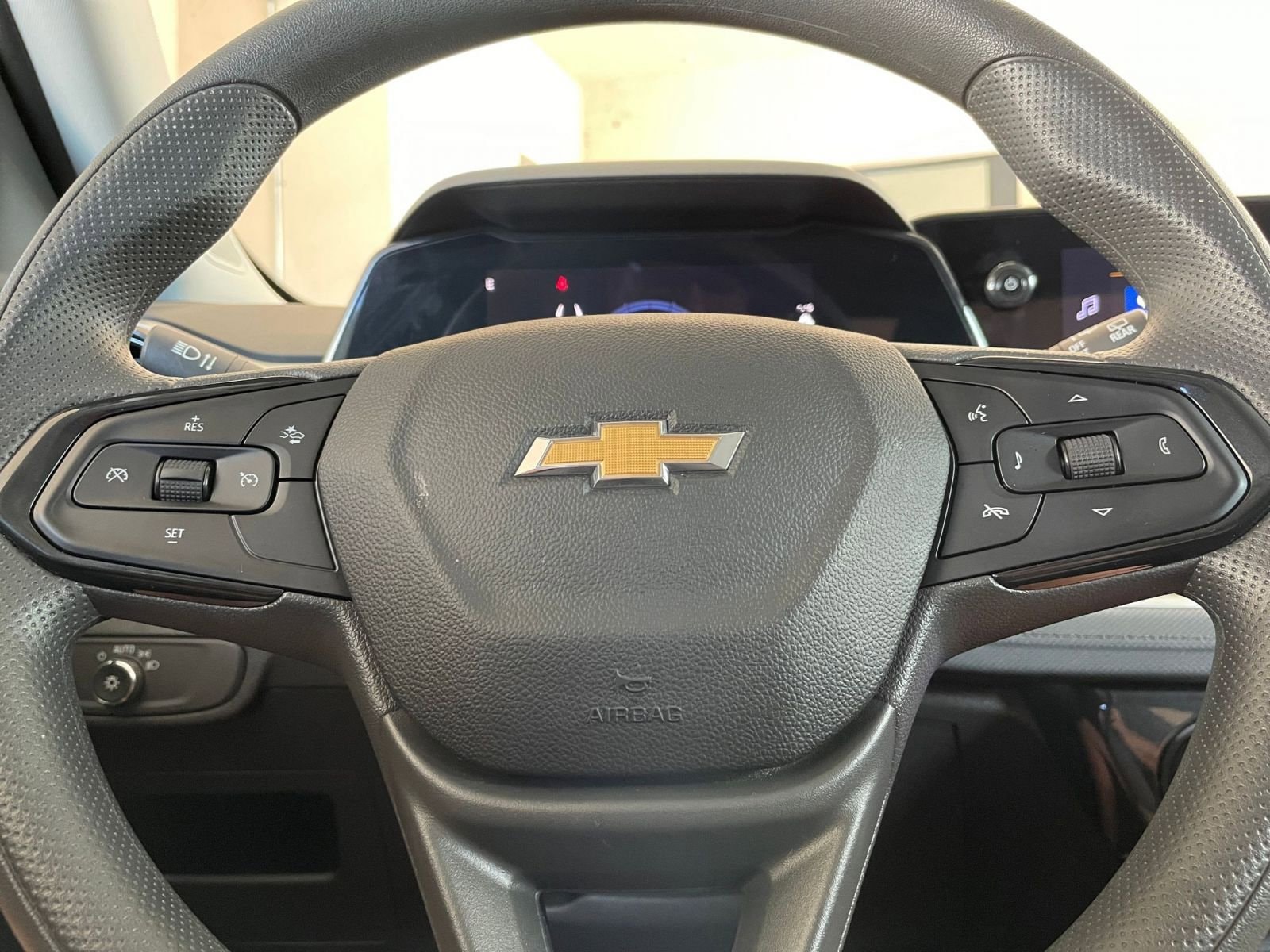 Thumbnail: 2025 Chevrolet TrailBlazer - 25