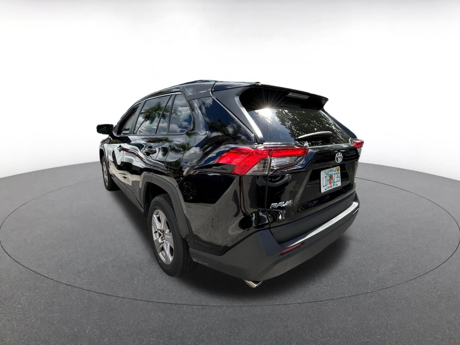 Thumbnail: 2025 Toyota RAV4 - 5