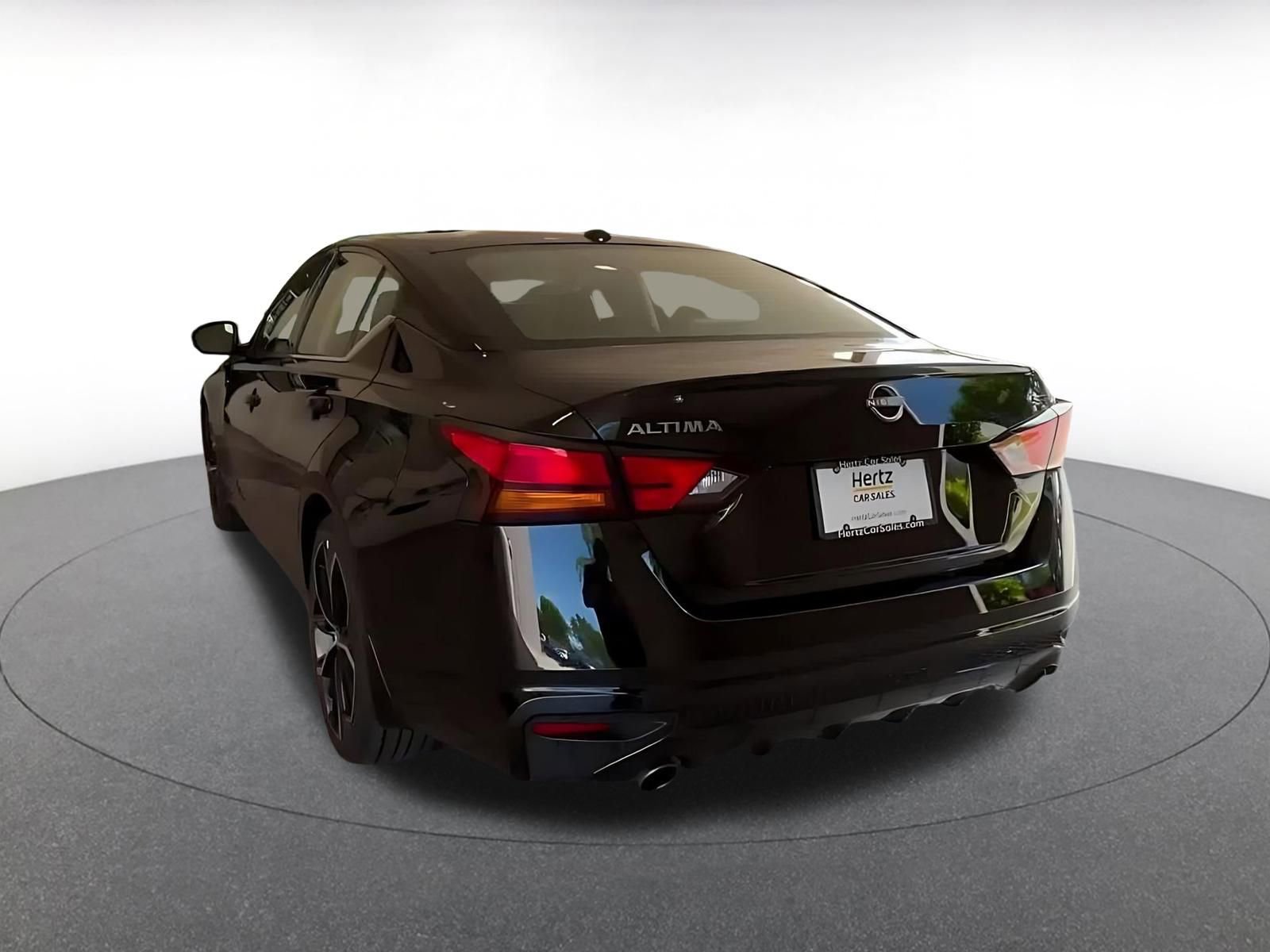 Thumbnail: 2025 Nissan Altima - 11