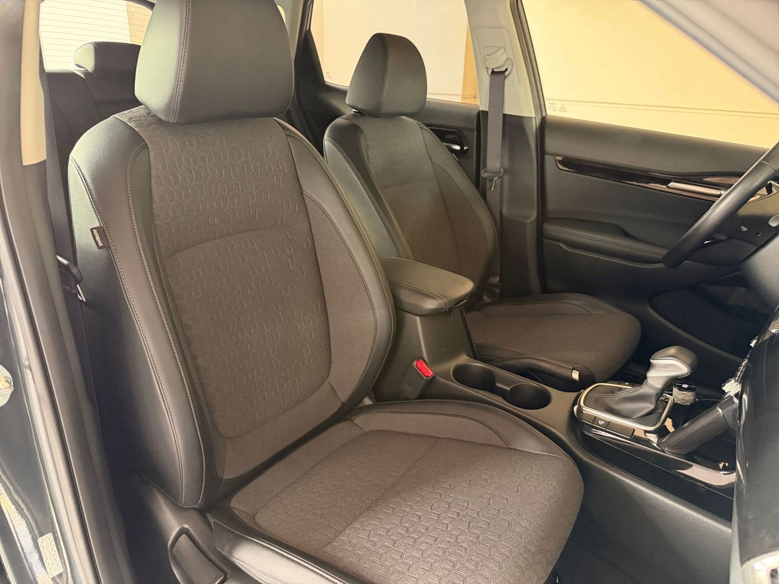 Thumbnail: 2025 Kia Seltos - 31