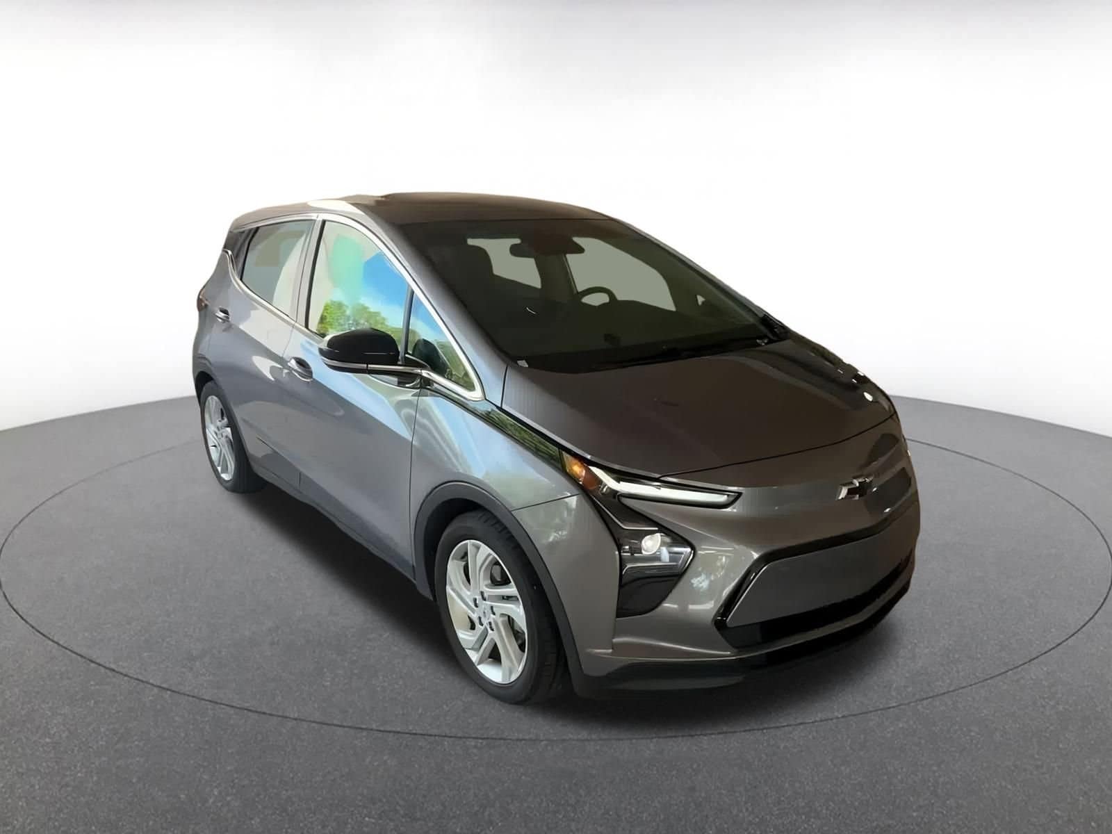 Thumbnail: 2023 Chevrolet Bolt EV - 3