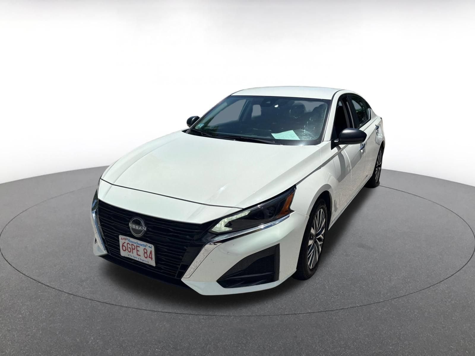 Thumbnail: 2025 Nissan Altima - 8