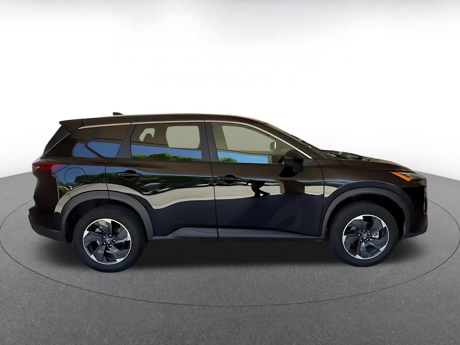 Thumbnail: 2025 Nissan Rogue - 16