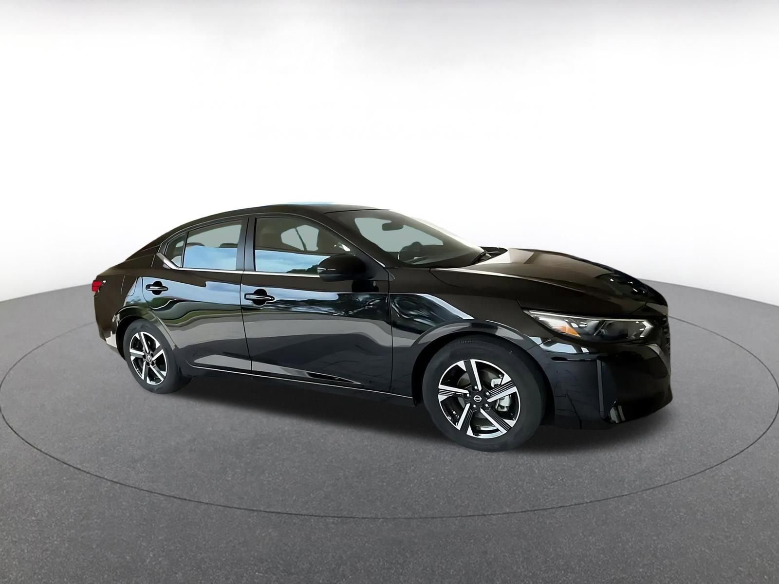 Thumbnail: 2025 Nissan Sentra - 2