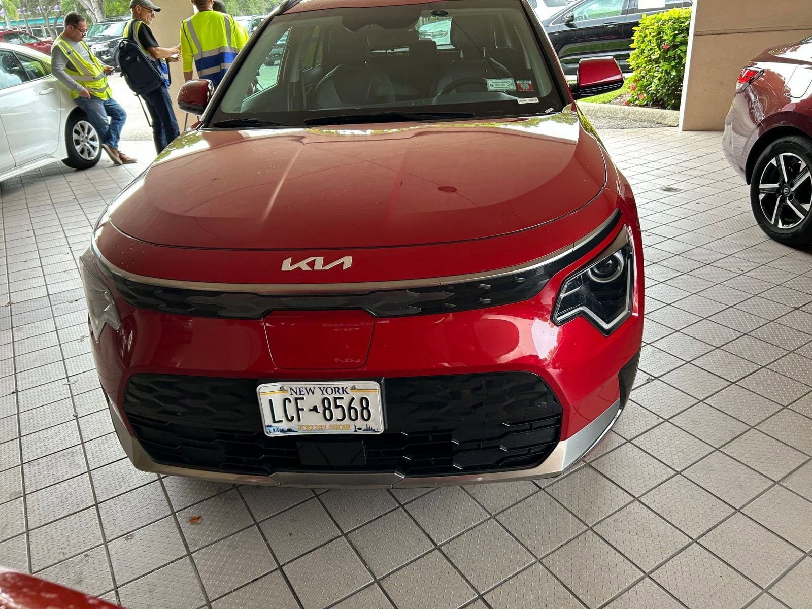 Thumbnail: 2023 Kia Niro - 2