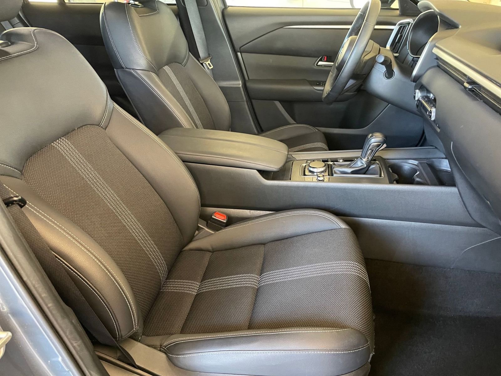 Thumbnail: 2025 Mazda CX-50 - 35