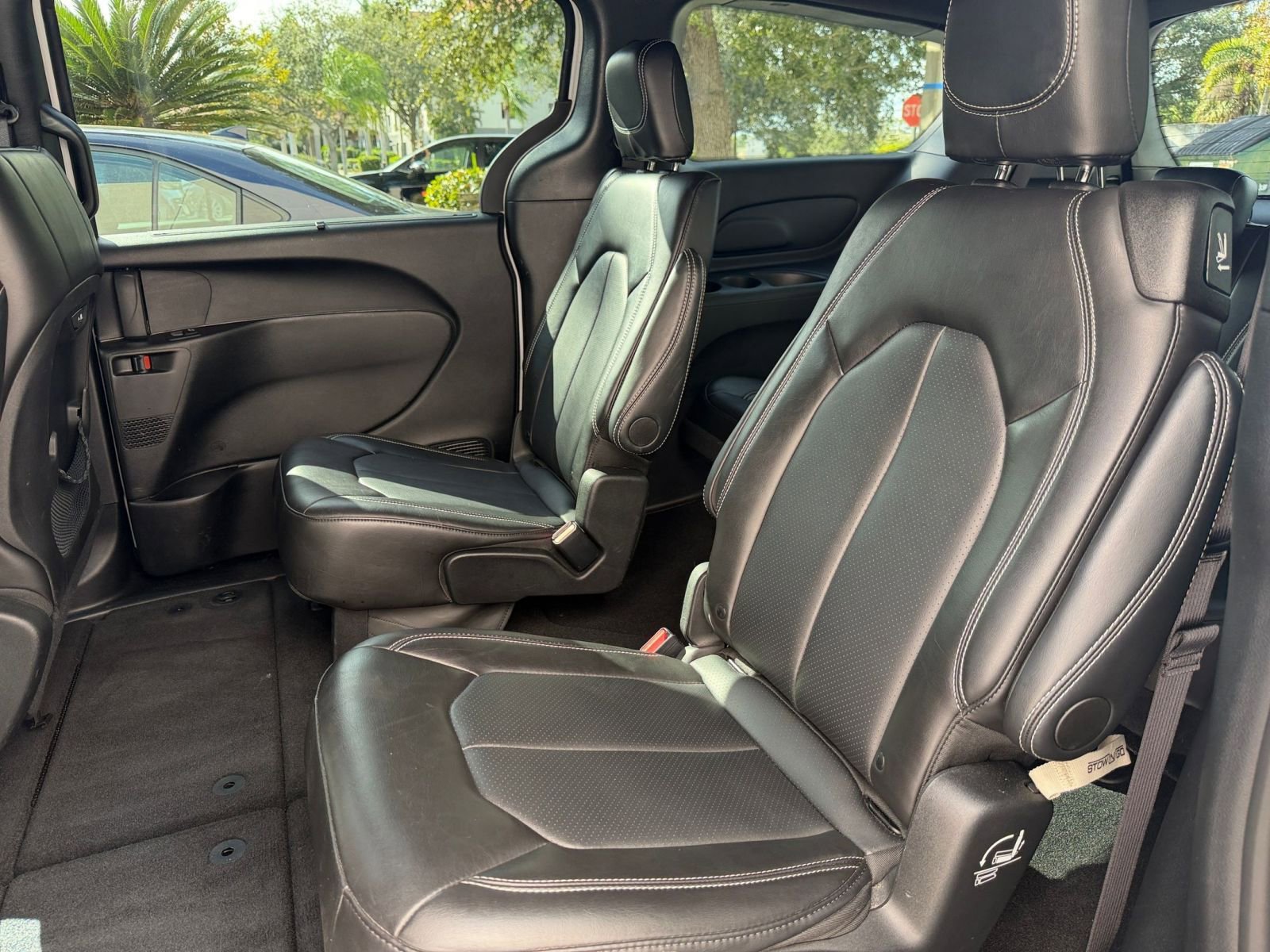 Thumbnail: 2025 Chrysler Pacifica - 22