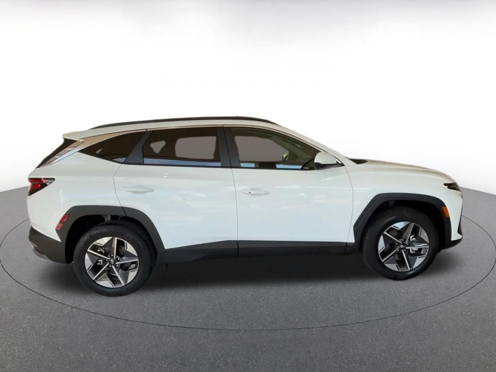 Thumbnail: 2026 Hyundai Tucson - 15