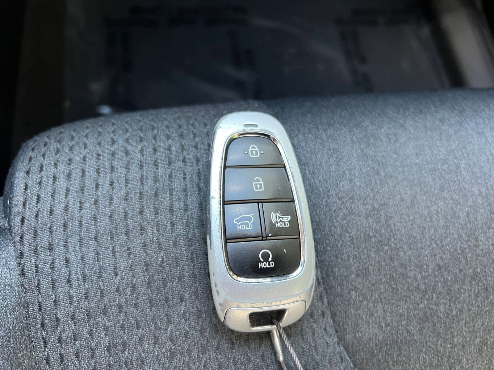 Thumbnail: 2023 Hyundai Santa Fe - 18