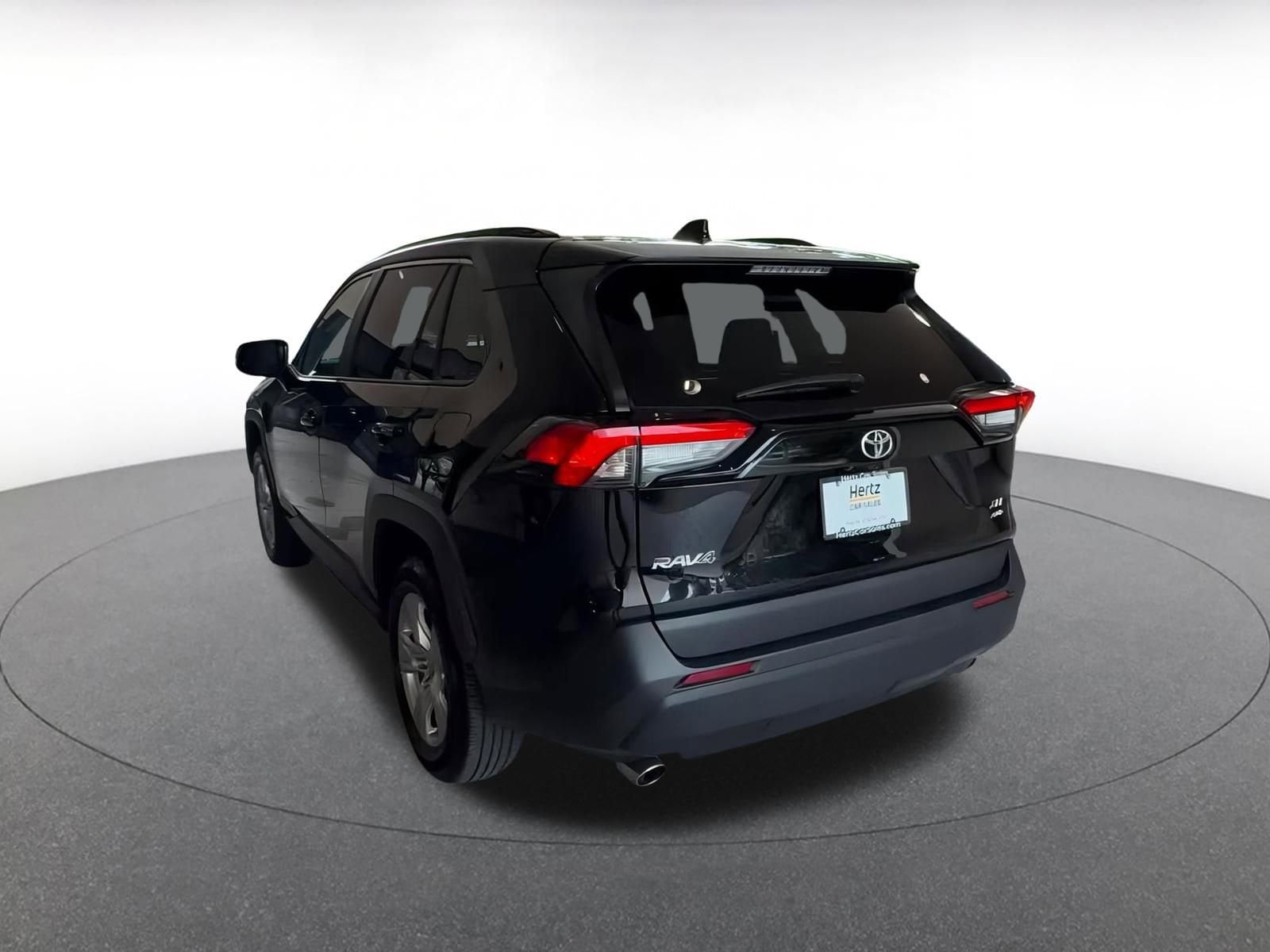 Thumbnail: 2025 Toyota RAV4 - 10