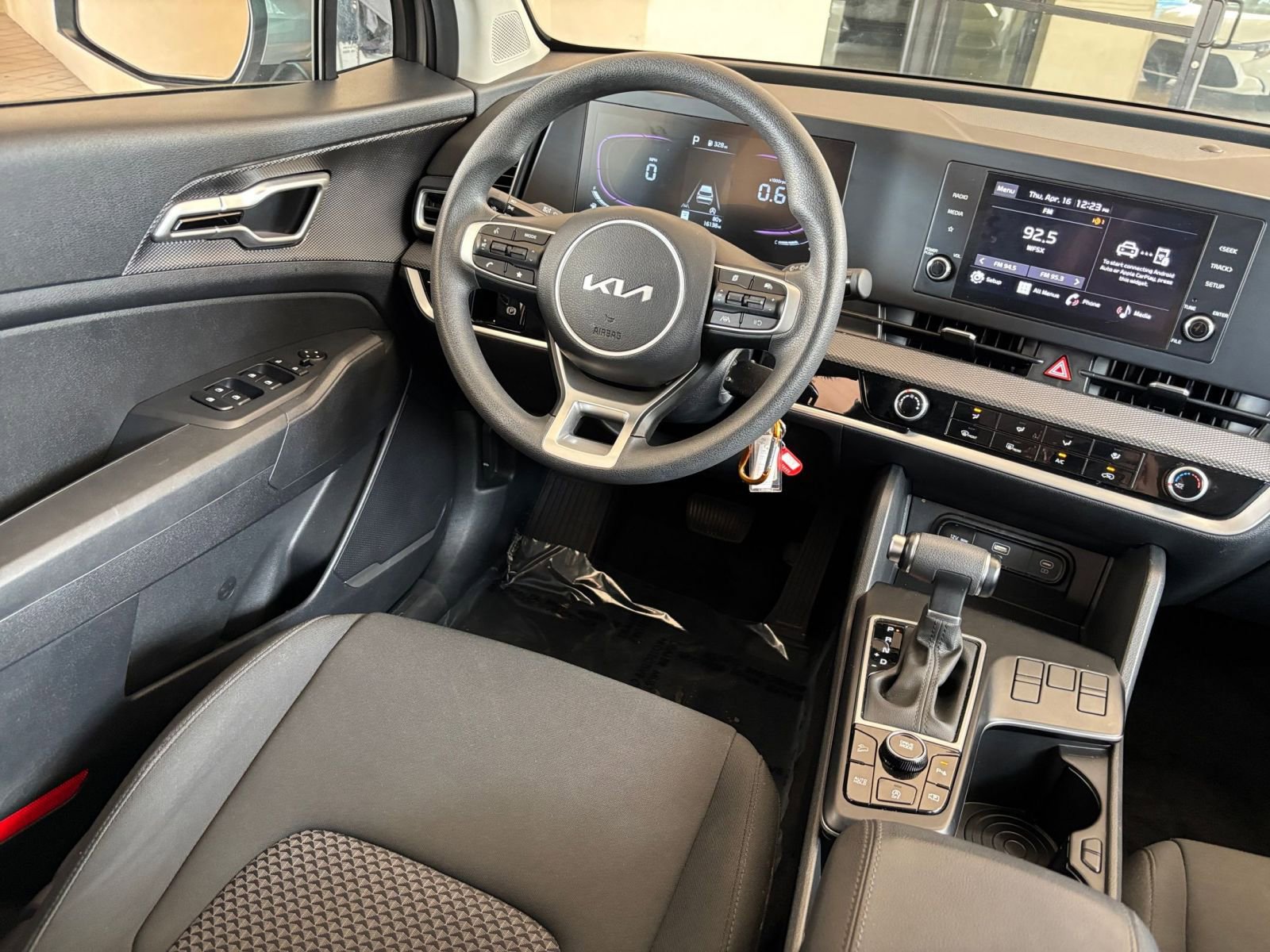 Thumbnail: 2025 Kia Sportage - 33