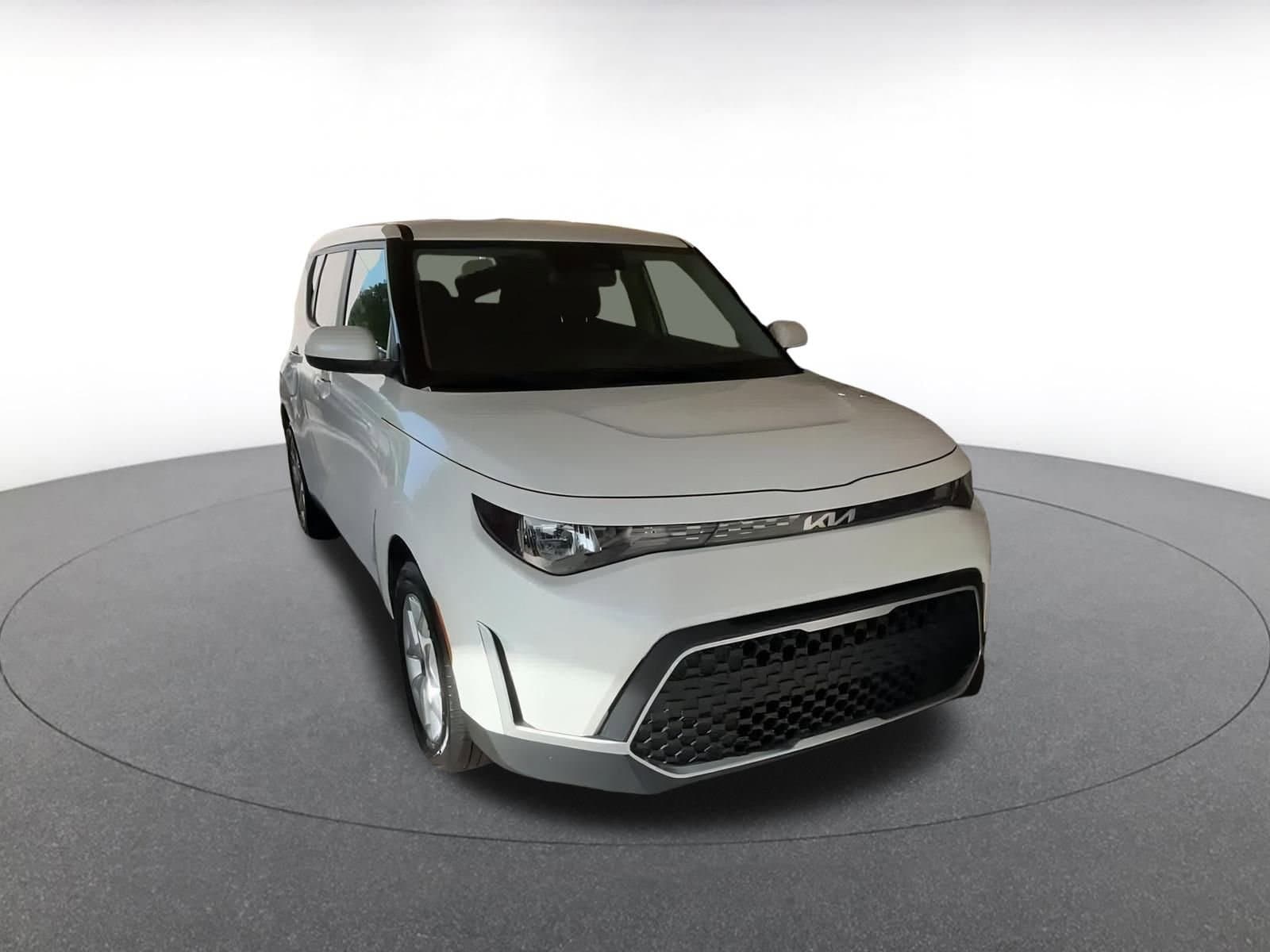 Thumbnail: 2025 Kia Soul - 3