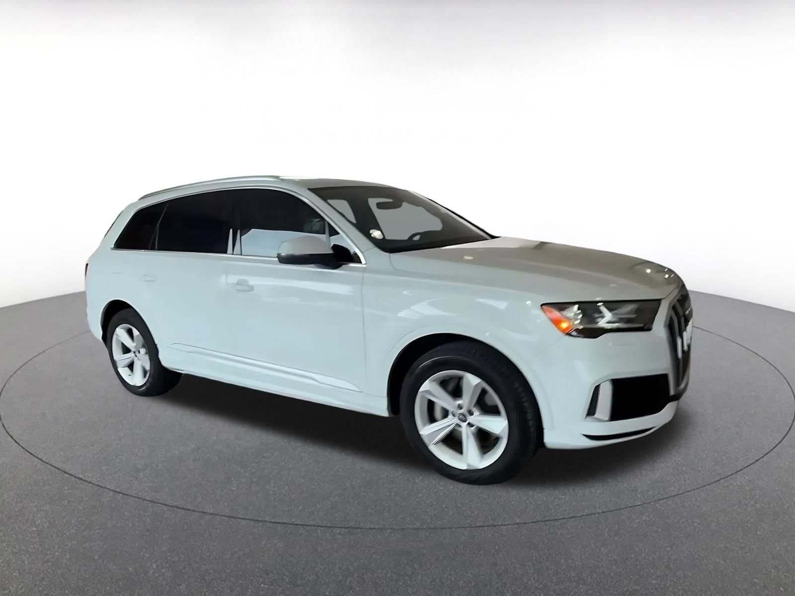 Thumbnail: 2022 Audi Q7 - 2