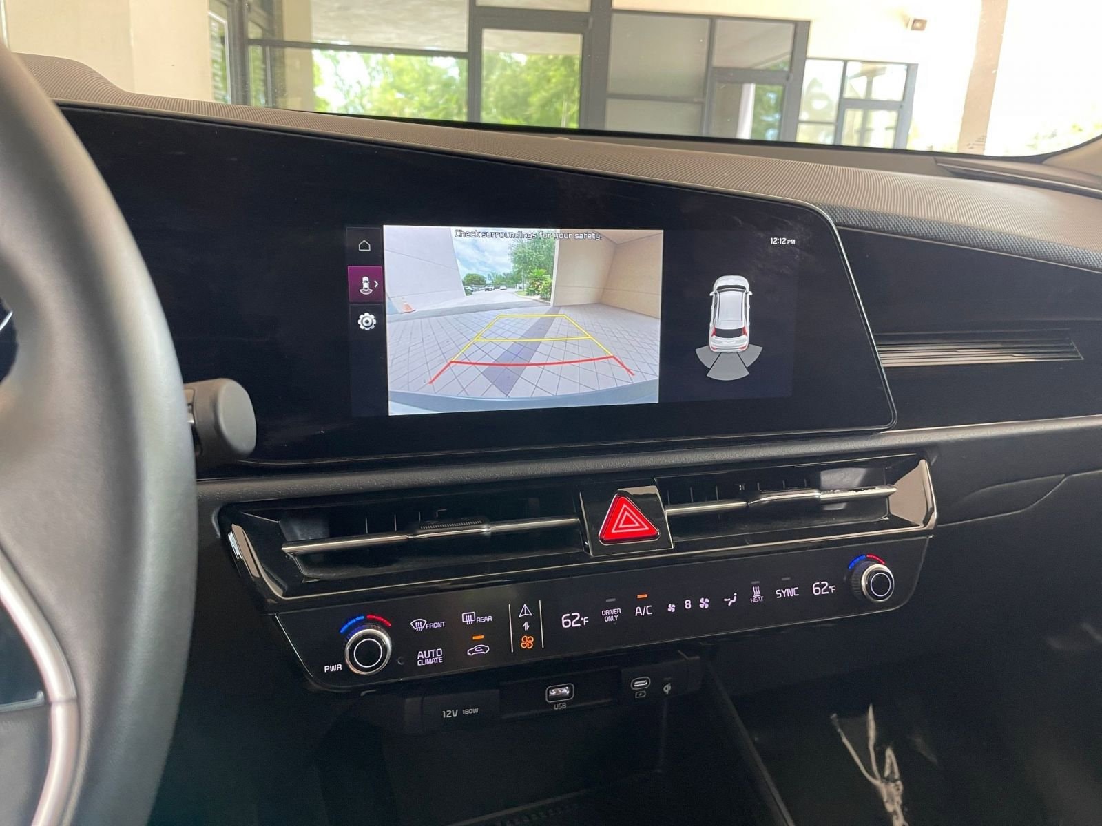 Thumbnail: 2023 Kia Niro - 20