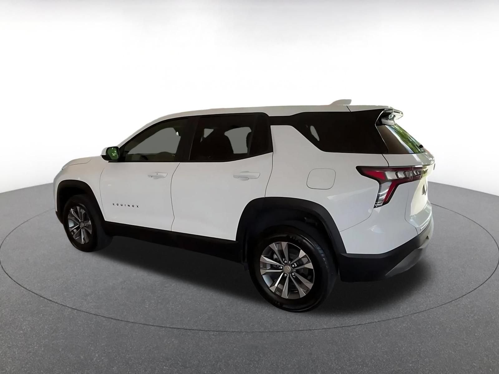 Thumbnail: 2025 Chevrolet Equinox - 8