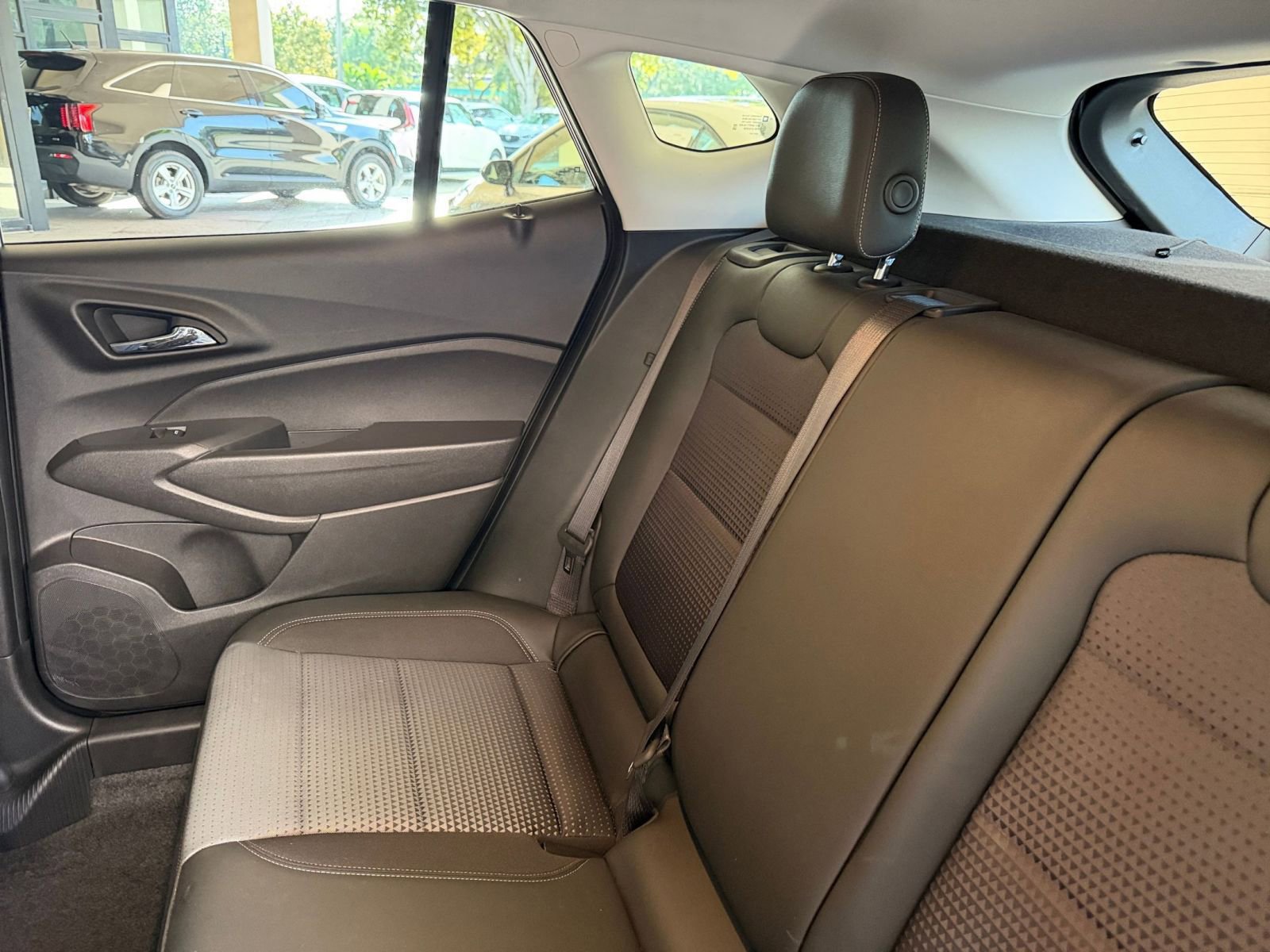 Thumbnail: 2025 Chevrolet Trax - 33