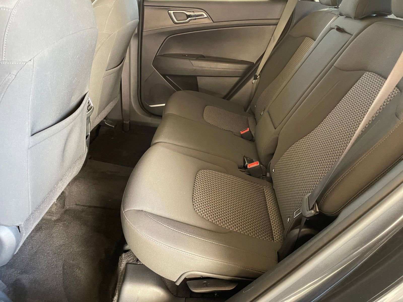 Thumbnail: 2025 Kia Sportage - 24