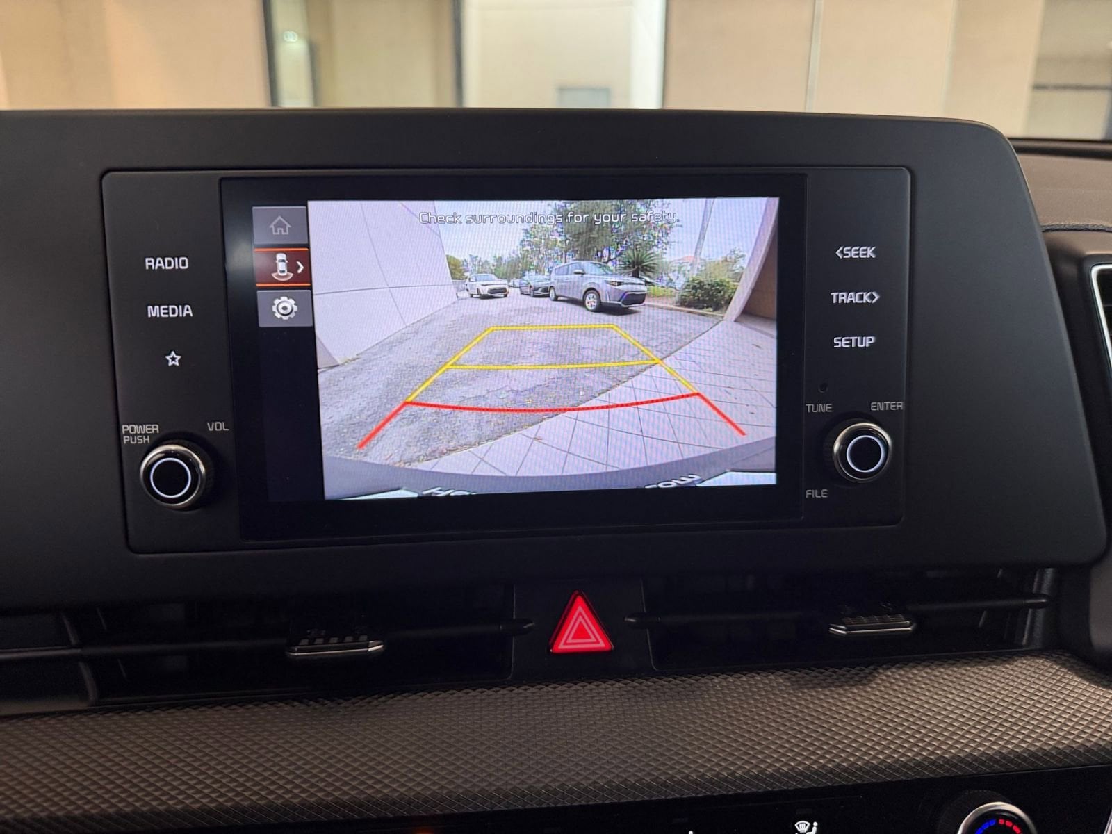 Thumbnail: 2025 Kia Sportage - 17