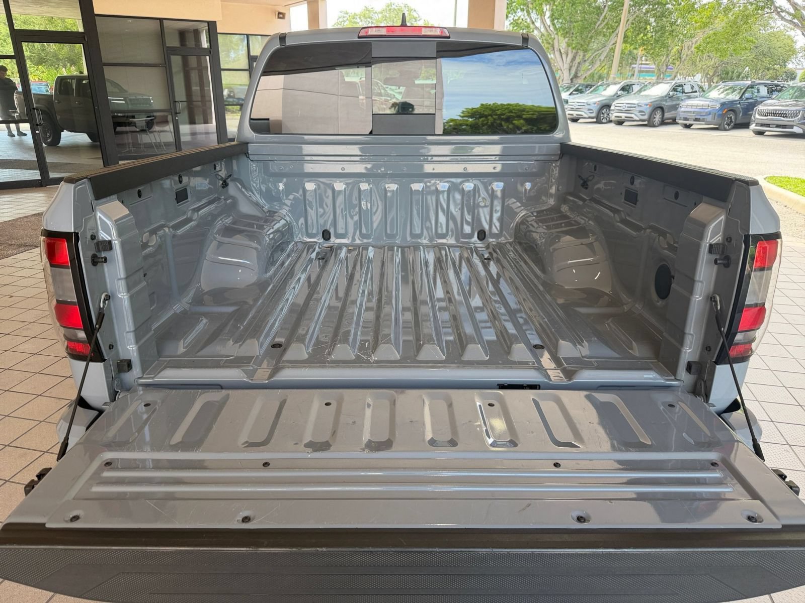 Thumbnail: 2026 Nissan Frontier - 25