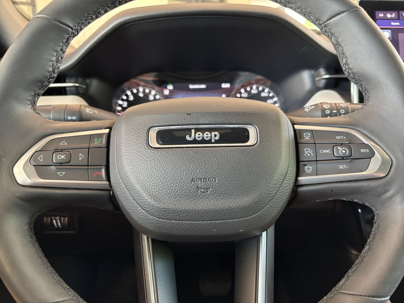 Thumbnail: 2025 Jeep Compass - 28