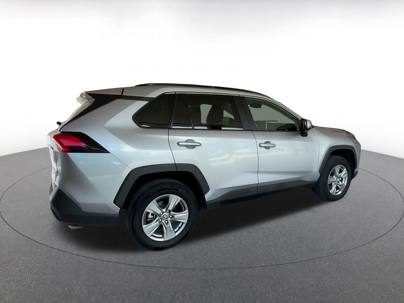 Thumbnail: 2024 Toyota RAV4 - 15