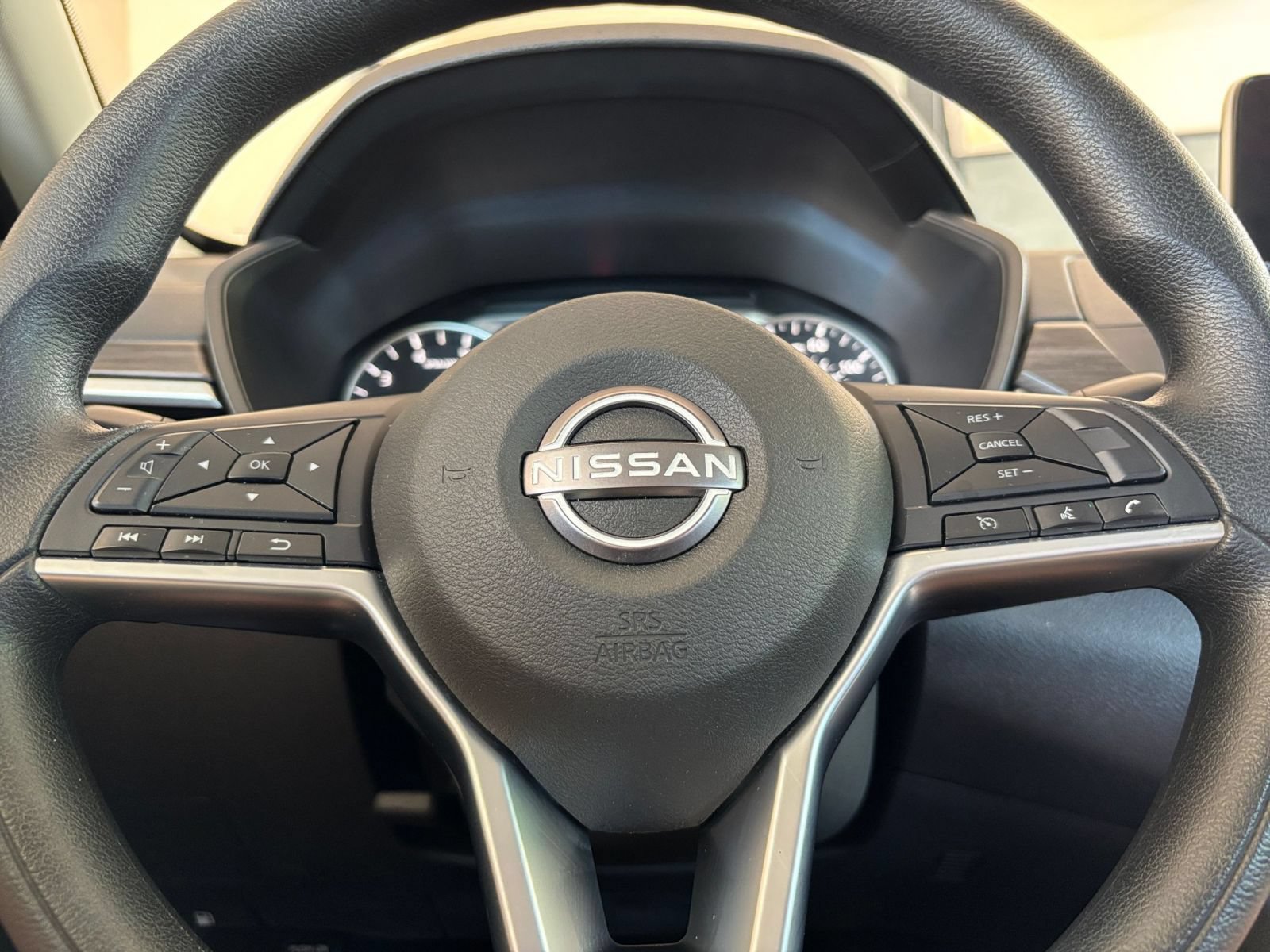 Thumbnail: 2025 Nissan Altima - 28