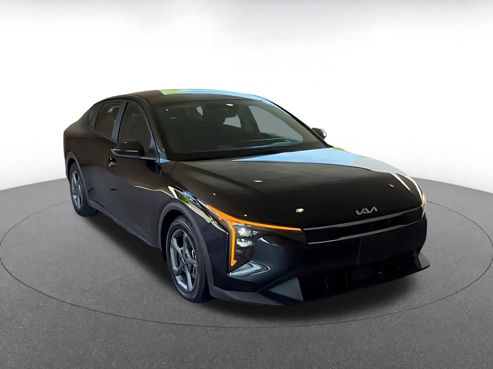 Thumbnail: 2025 Kia K4 - 3