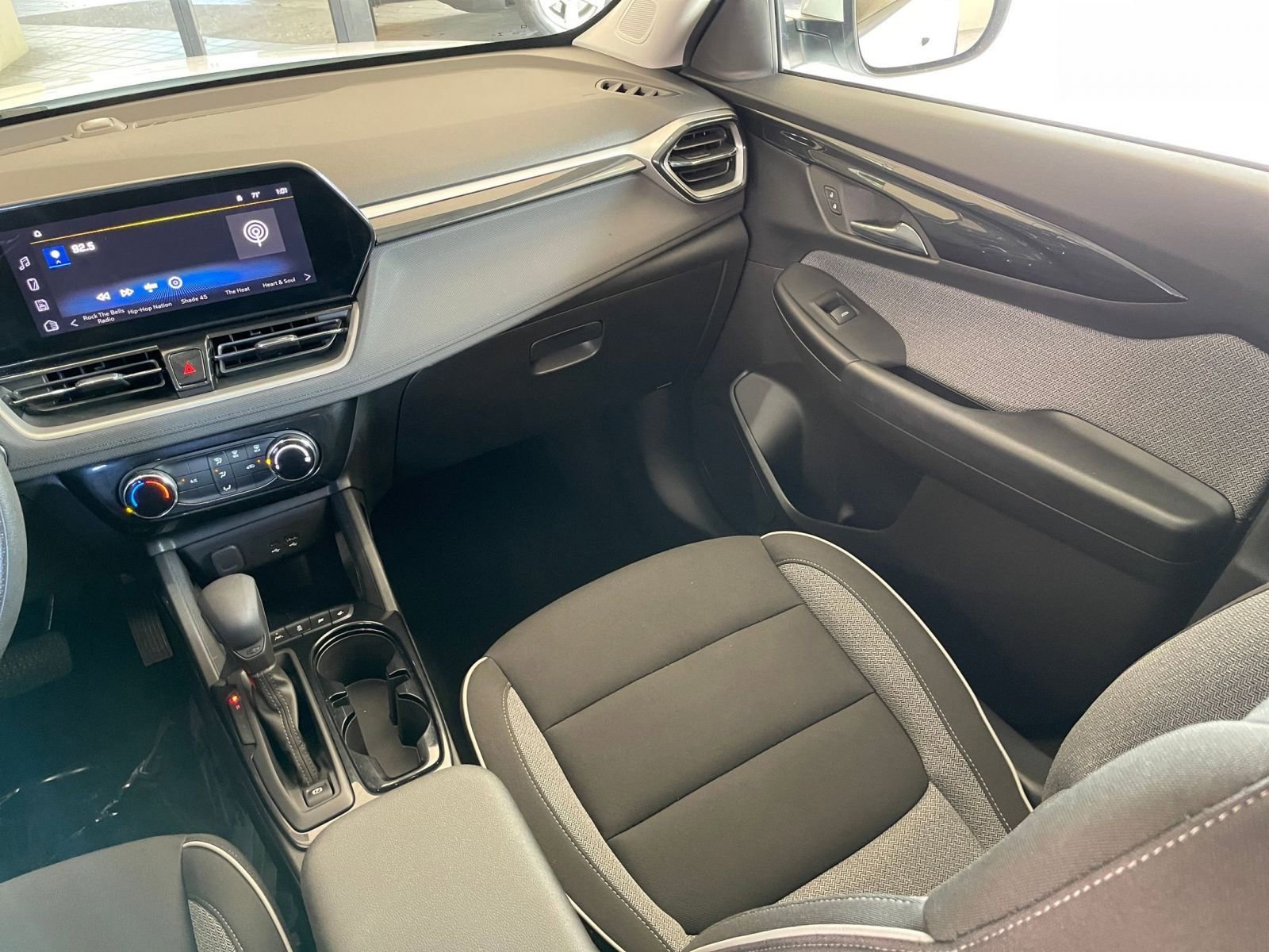 Thumbnail: 2025 Chevrolet TrailBlazer - 33