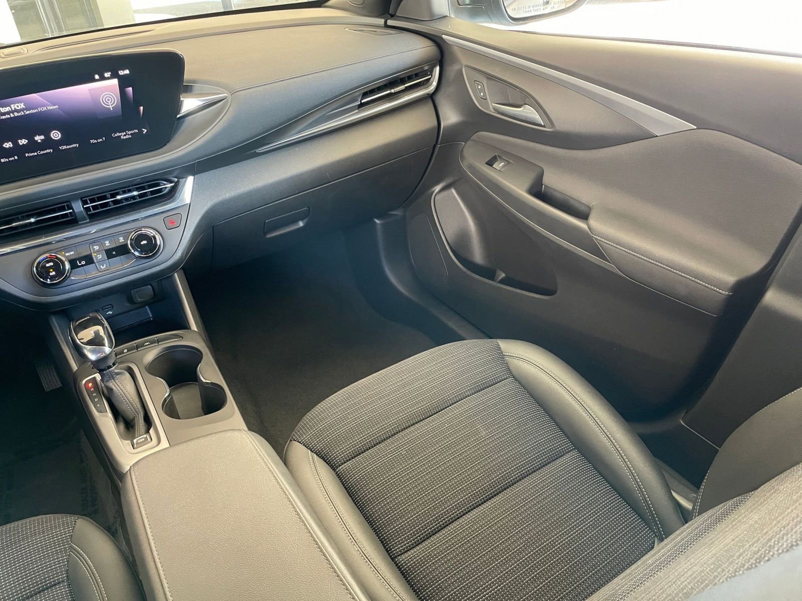 Thumbnail: 2025 Buick Envista - 34