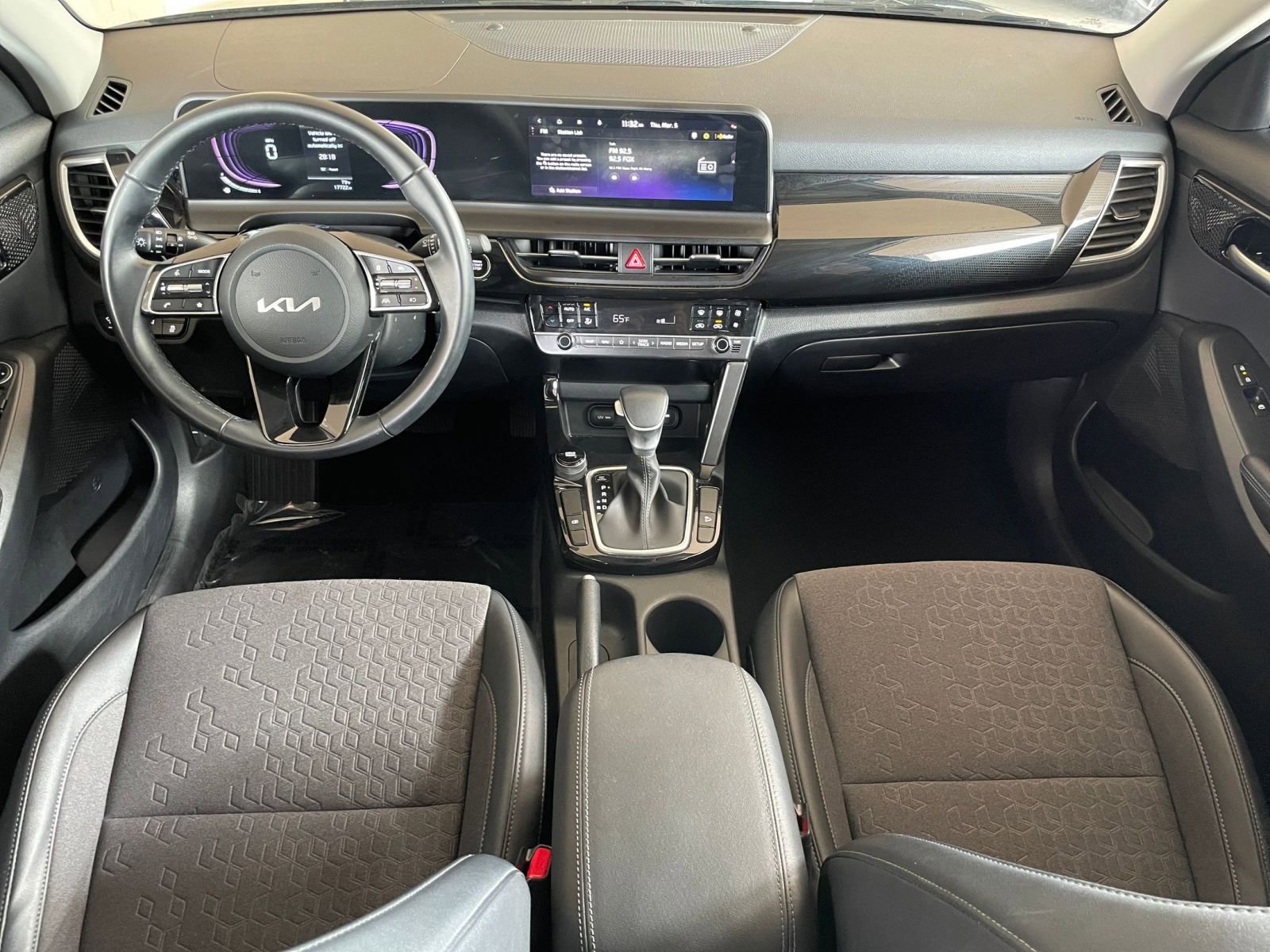 Thumbnail: 2025 Kia Seltos - 34