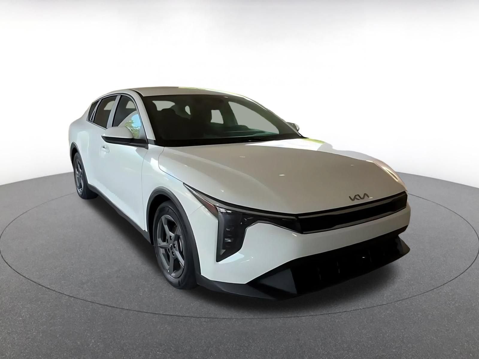 Thumbnail: 2025 Kia K4 - 3