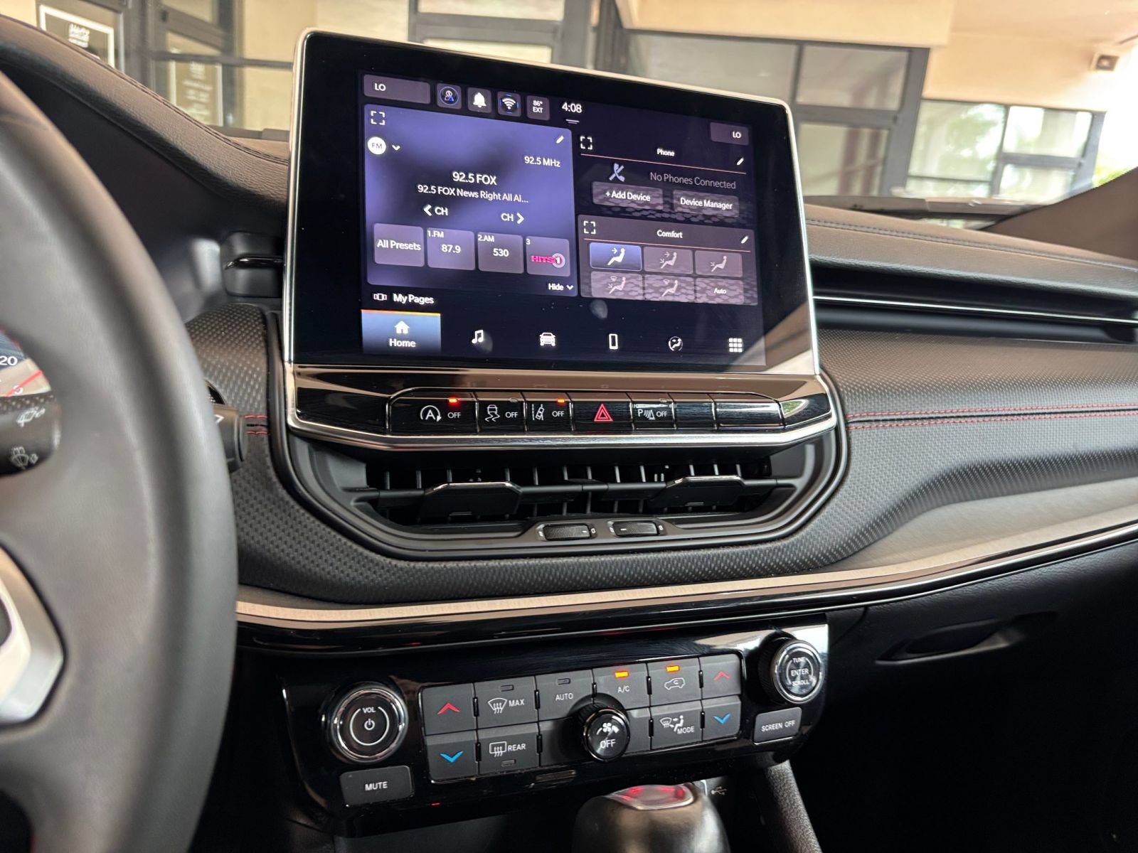 Thumbnail: 2025 Jeep Compass - 17