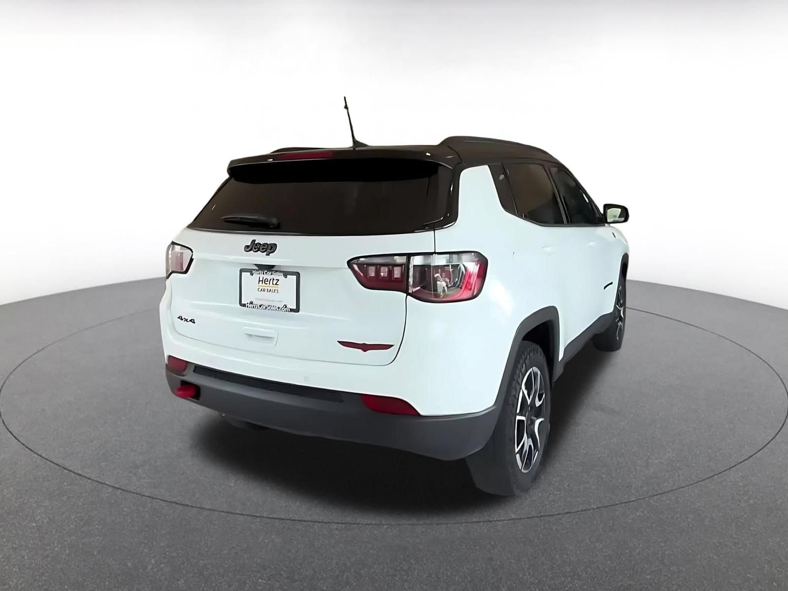 Thumbnail: 2025 Jeep Compass - 11