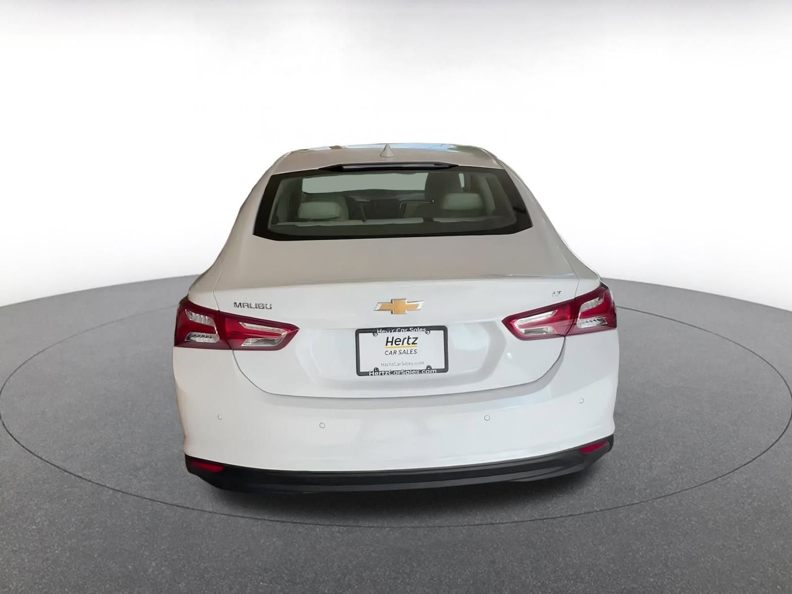 Thumbnail: 2024 Chevrolet Malibu - 12