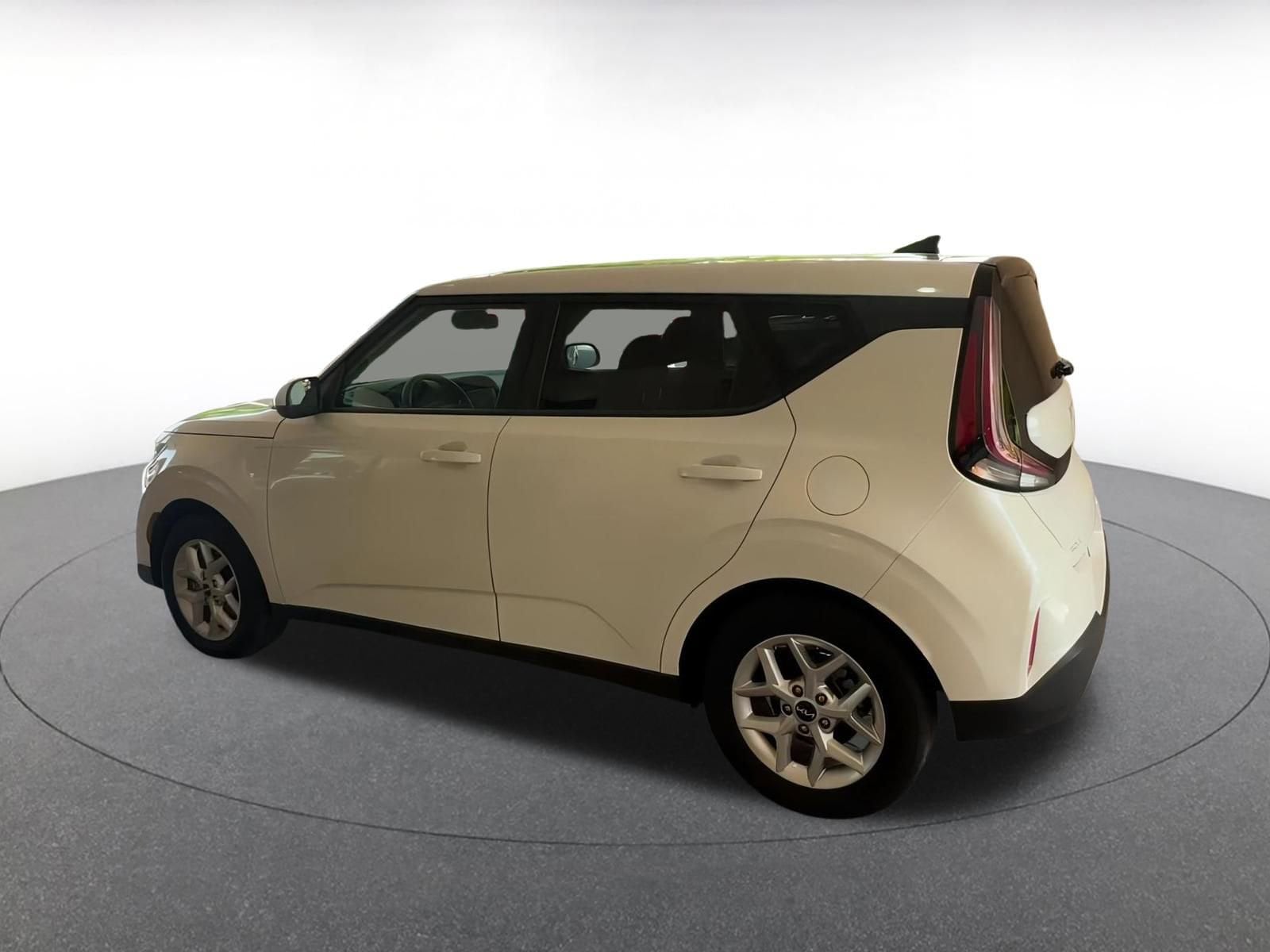 2024 Kia Soul LX 7