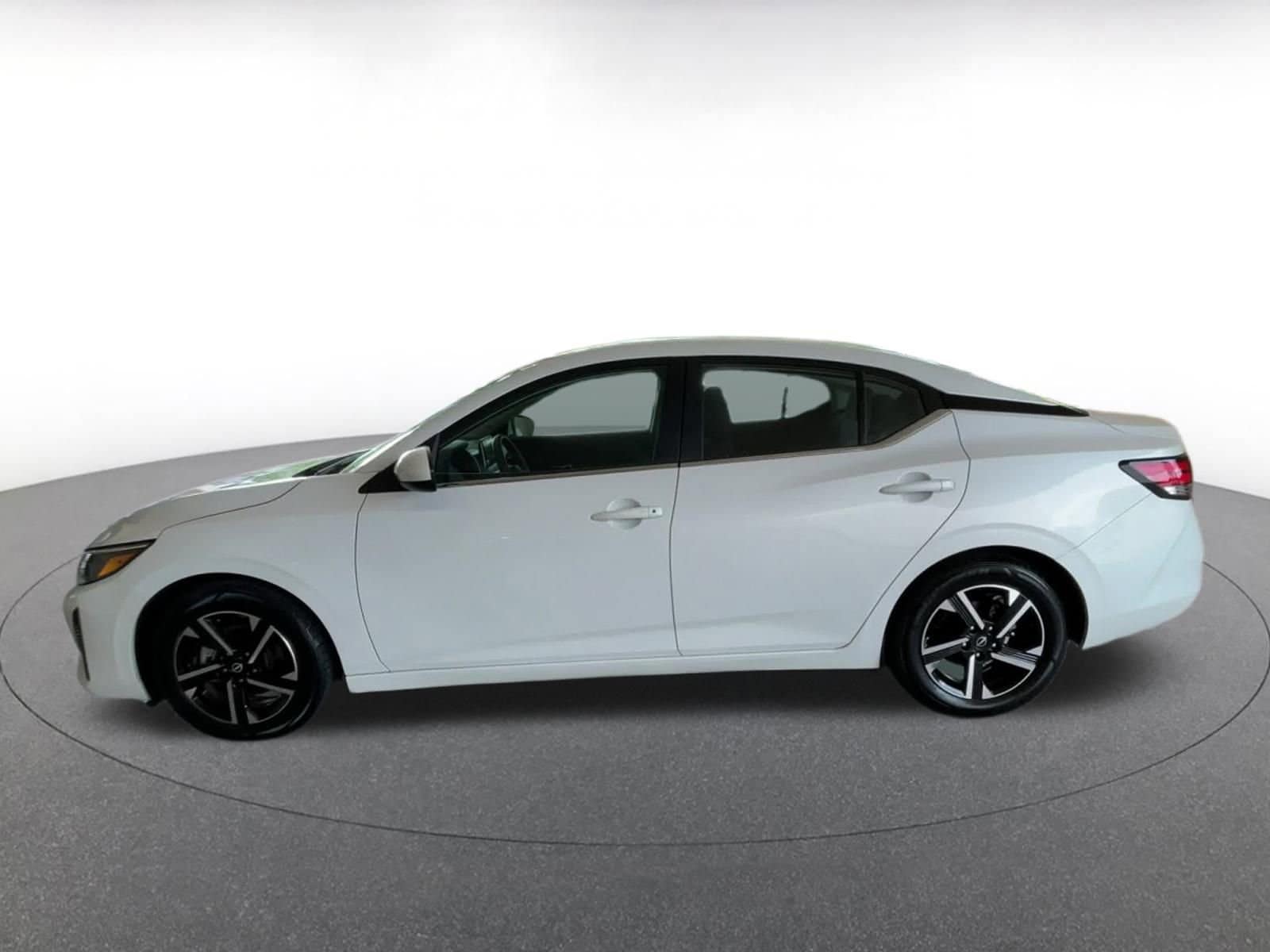 Thumbnail: 2024 Nissan Sentra - 8