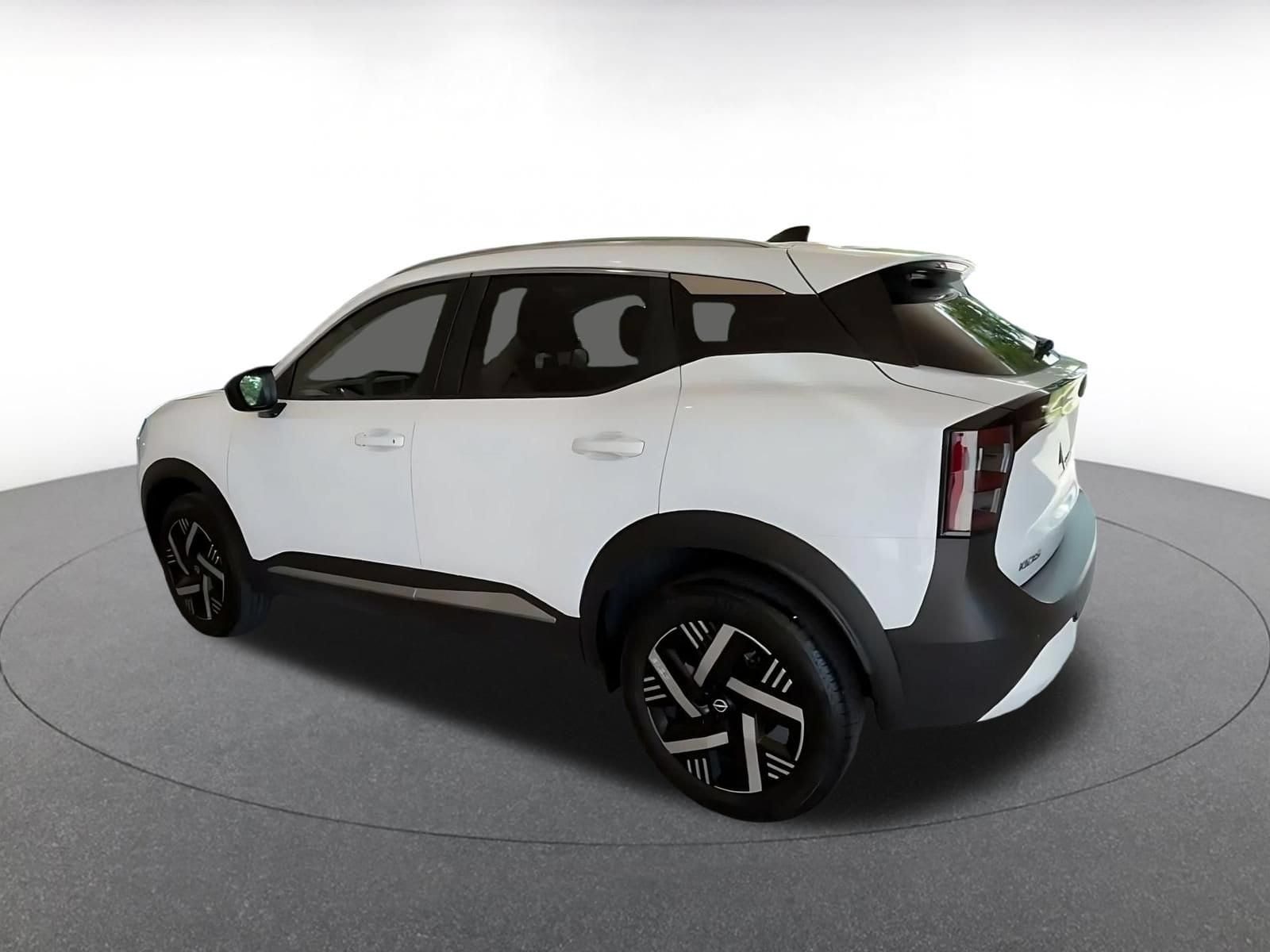 Thumbnail: 2026 Nissan Kicks - 9