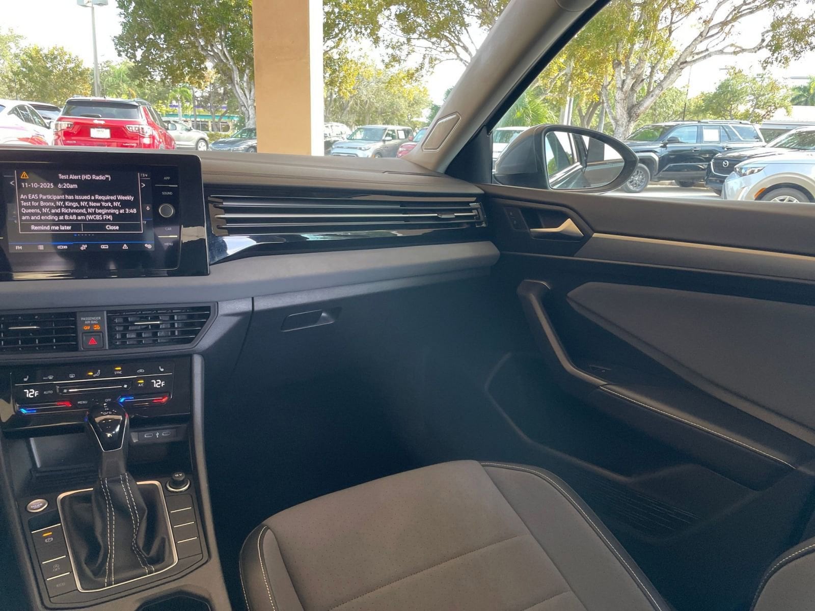 Thumbnail: 2025 Volkswagen Jetta - 29